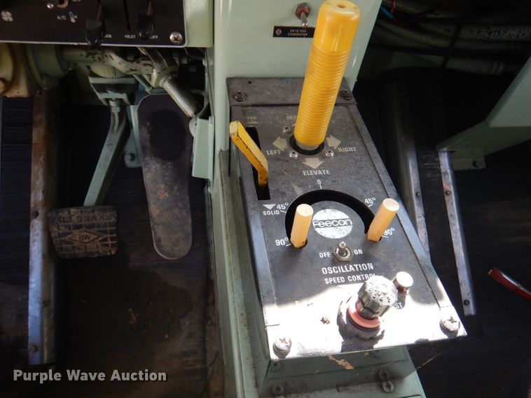 image for item DA5435 1986 Oshkosh  fire truck