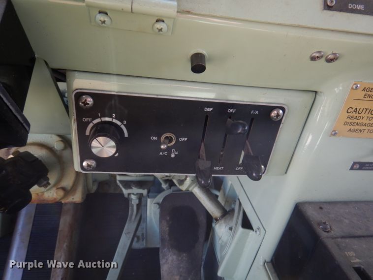 image for item DA5435 1986 Oshkosh  fire truck