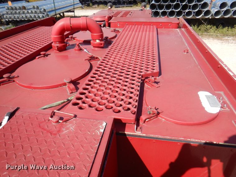 image for item DA5435 1986 Oshkosh  fire truck