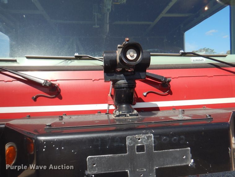 image for item DA5435 1986 Oshkosh  fire truck