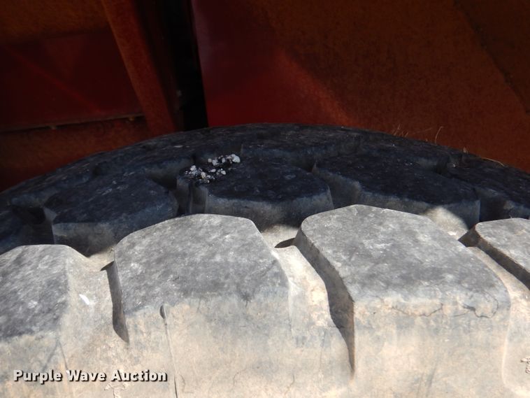 image for item DA5435 1986 Oshkosh  fire truck