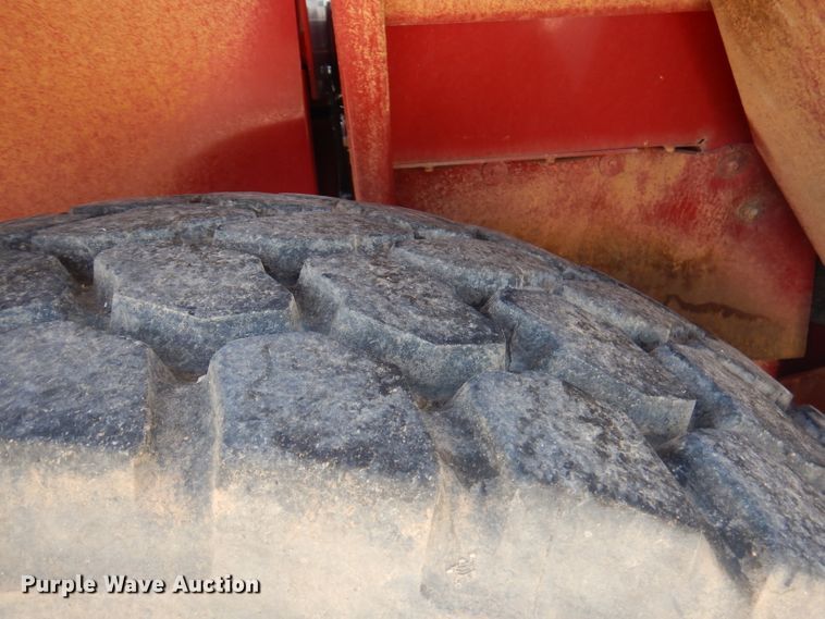 image for item DA5435 1986 Oshkosh  fire truck