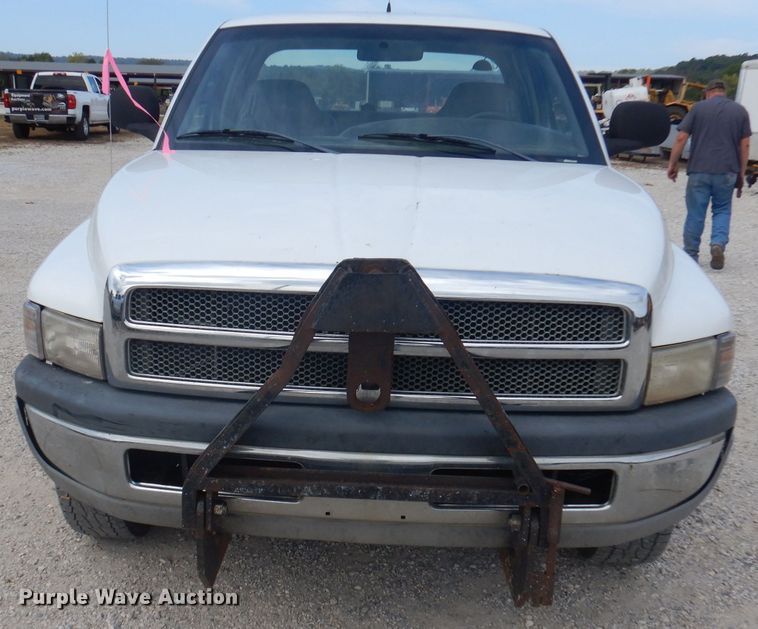 image for item DA5439 2001 Dodge Ram 1500  Quad Cab pickup truck