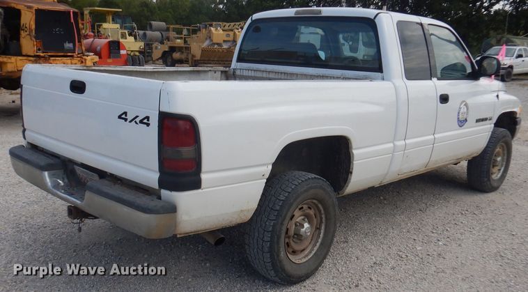 image for item DA5439 2001 Dodge Ram 1500  Quad Cab pickup truck
