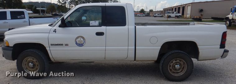 image for item DA5439 2001 Dodge Ram 1500  Quad Cab pickup truck
