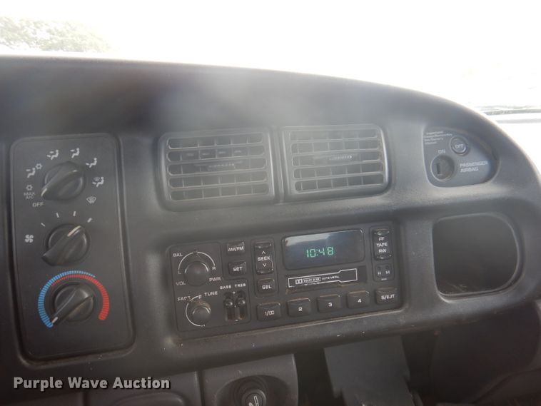 image for item DA5439 2001 Dodge Ram 1500  Quad Cab pickup truck