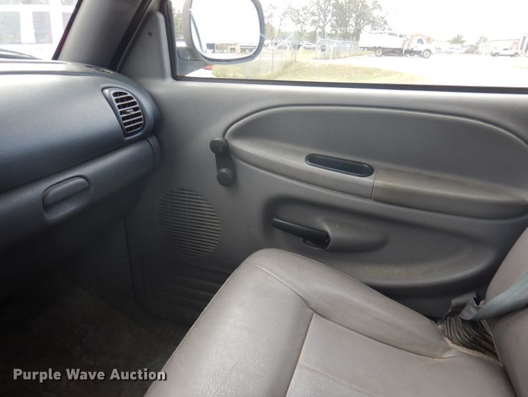 image for item DA5439 2001 Dodge Ram 1500  Quad Cab pickup truck