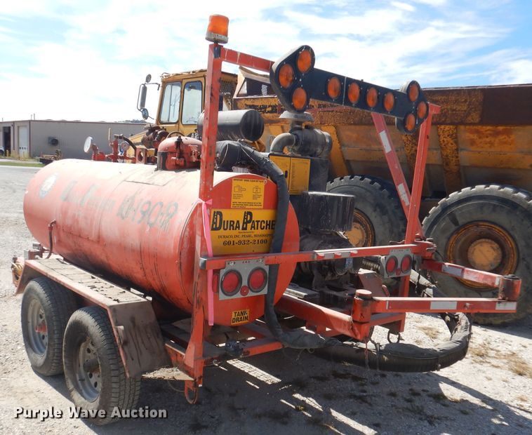 image for item DA5440 2015 Durapatcher 125DJT  pot hole patcher