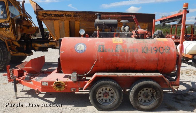 image for item DA5440 2015 Durapatcher 125DJT  pot hole patcher