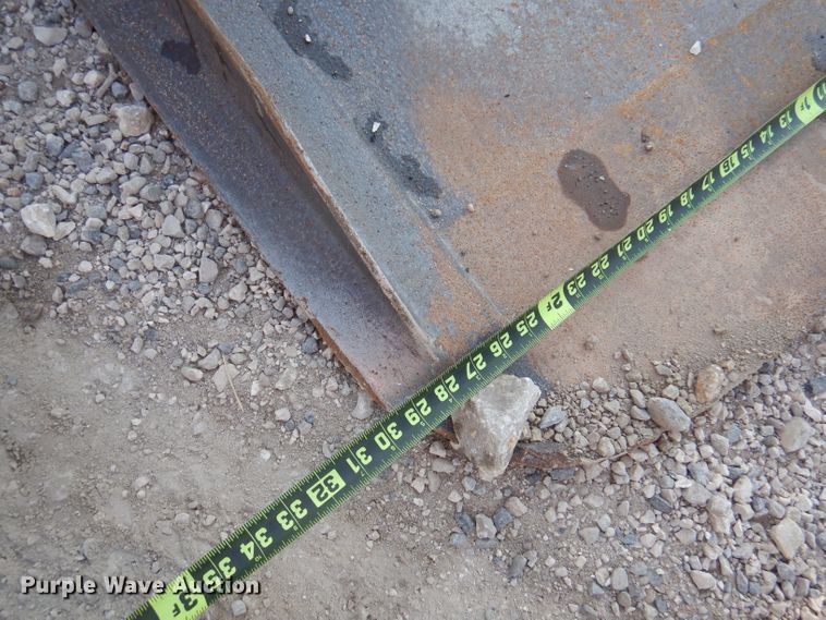 image for item DA5462 1999 Gehl SL3825  skid steer loader