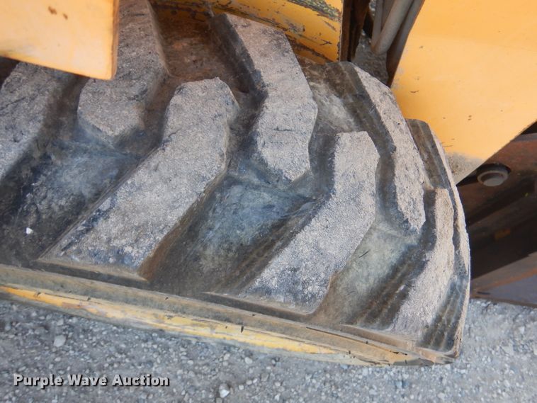 image for item DA5462 1999 Gehl SL3825  skid steer loader