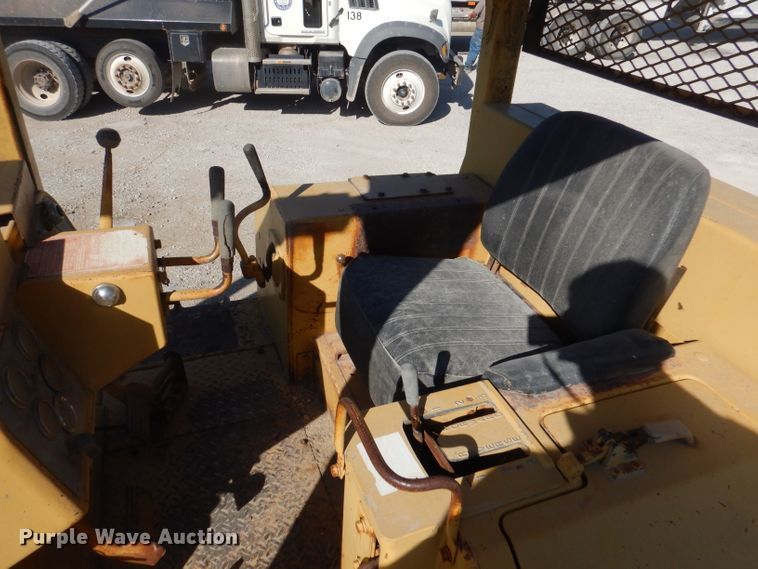image for item DA5467 1980 Caterpillar D6D  dozer