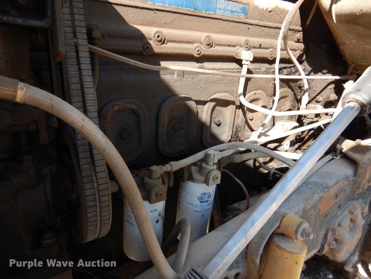 image for item DA5469 1973 Ford L9000  water truck