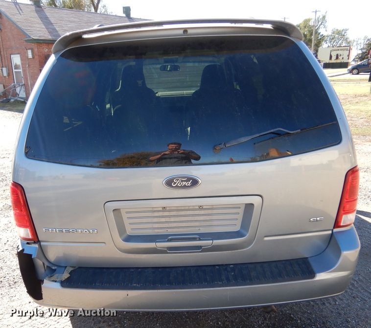 image for item DJ7540 2007 Ford Freestar  van
