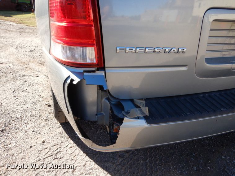 image for item DJ7540 2007 Ford Freestar  van