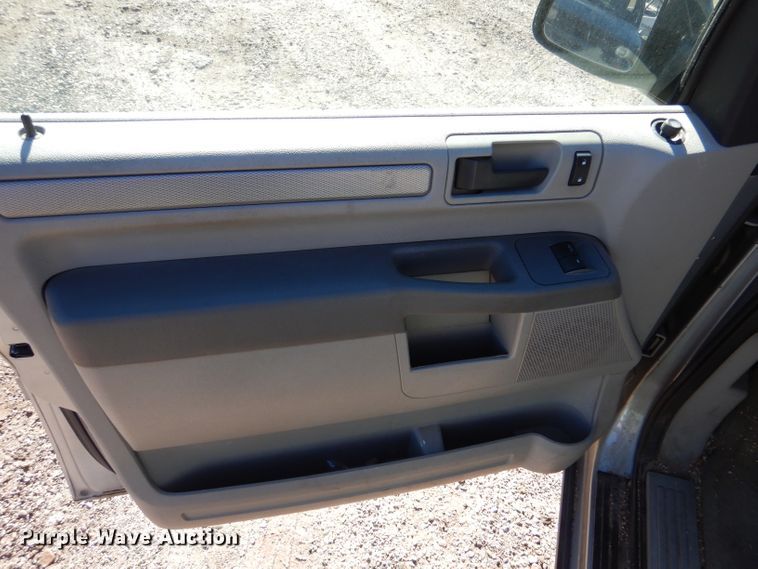 image for item DJ7540 2007 Ford Freestar  van