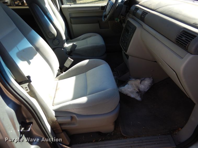 image for item DJ7540 2007 Ford Freestar  van