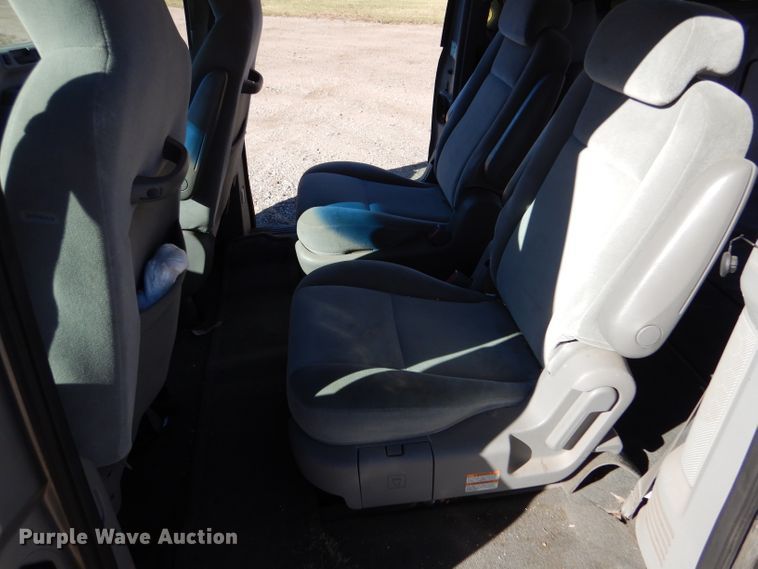 image for item DJ7540 2007 Ford Freestar  van