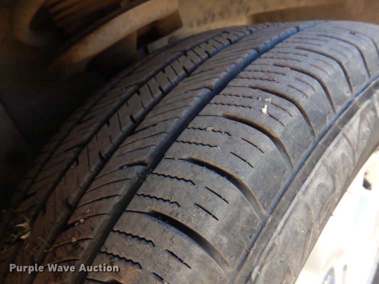 image for item DJ7540 2007 Ford Freestar  van