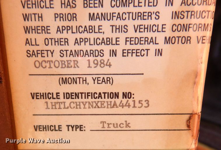 image for item DJ7541 1984 International 1754  dump truck