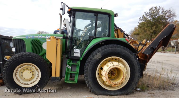 image for item DK1294 2006 John Deere 7220  MFWD tractor
