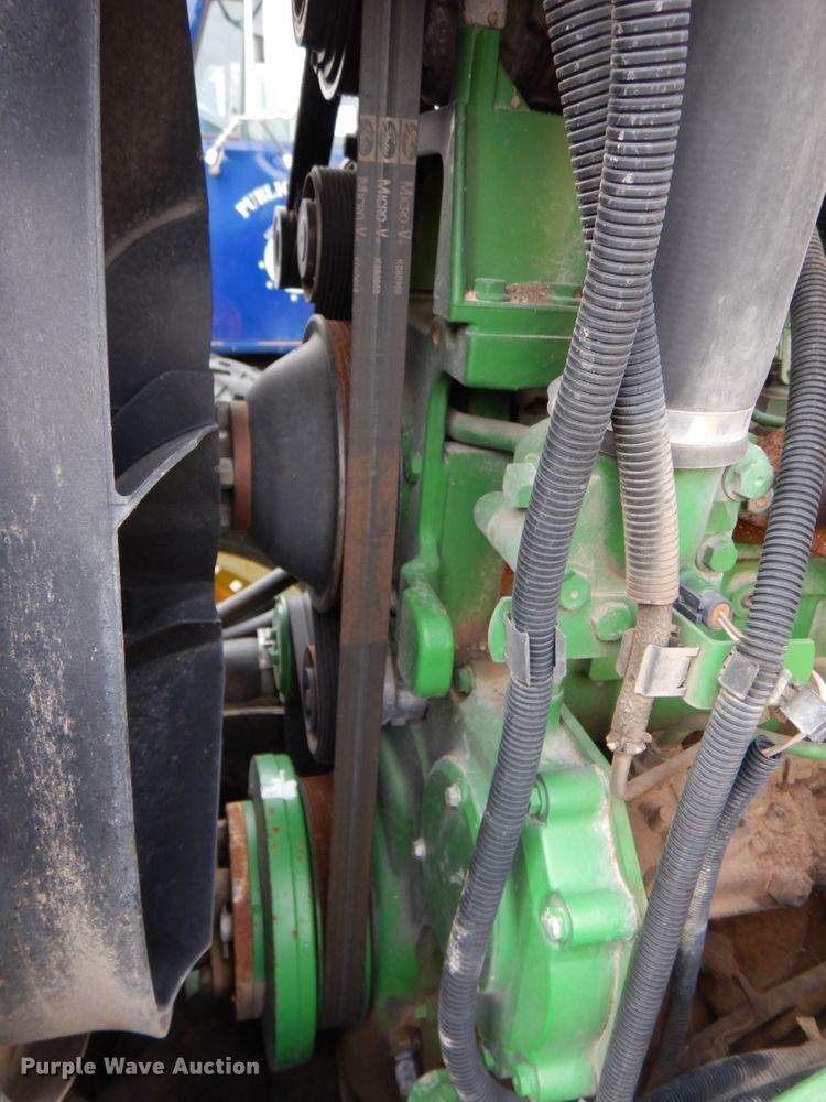 image for item DK1294 2006 John Deere 7220  MFWD tractor