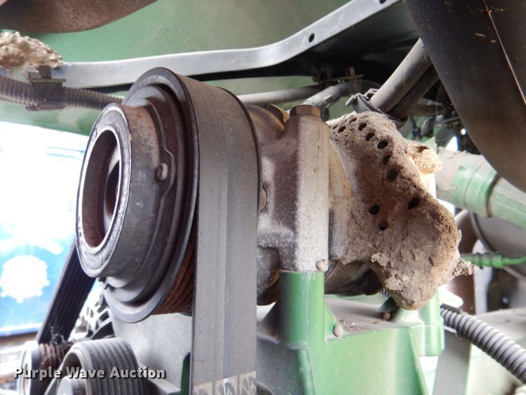 image for item DK1294 2006 John Deere 7220  MFWD tractor