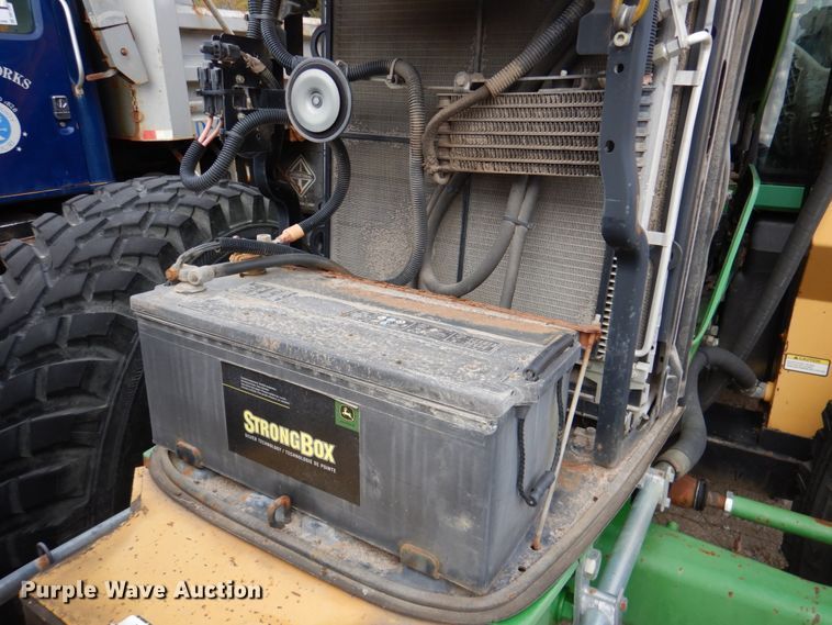 image for item DK1294 2006 John Deere 7220  MFWD tractor