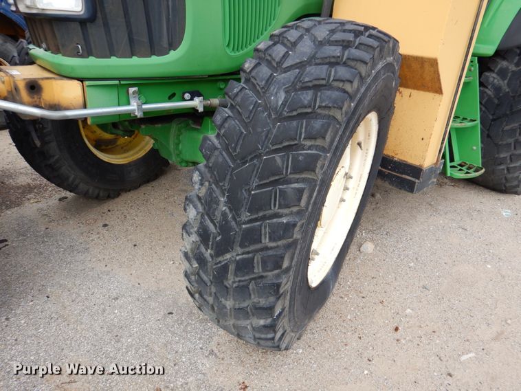 image for item DK1294 2006 John Deere 7220  MFWD tractor