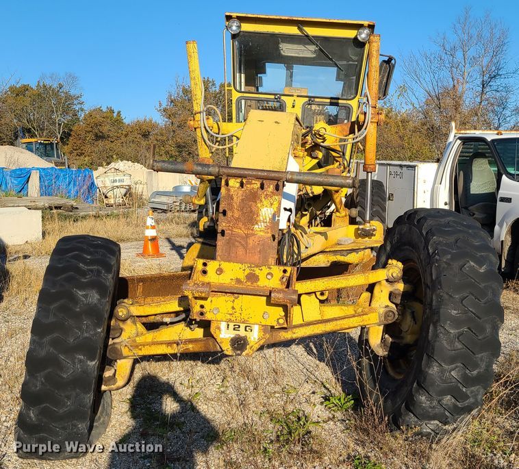image for item DK1308 1985 Caterpillar 12G  motor grader
