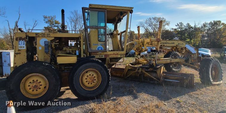 image for item DK1308 1985 Caterpillar 12G  motor grader