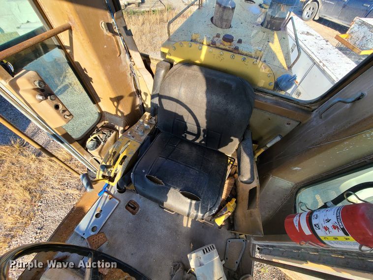 image for item DK1308 1985 Caterpillar 12G  motor grader