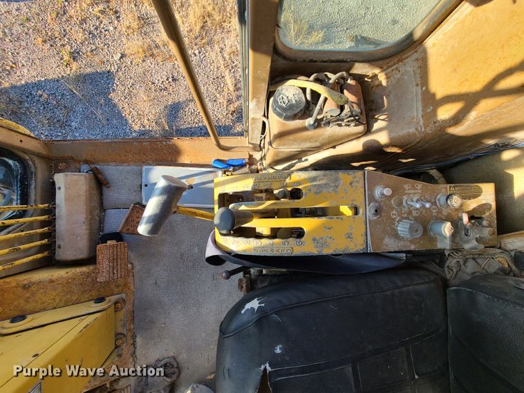 image for item DK1308 1985 Caterpillar 12G  motor grader