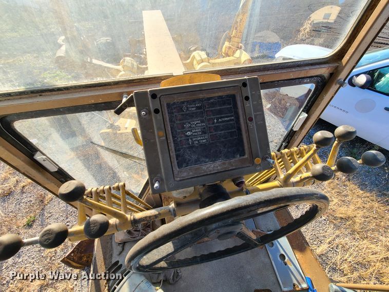 image for item DK1308 1985 Caterpillar 12G  motor grader