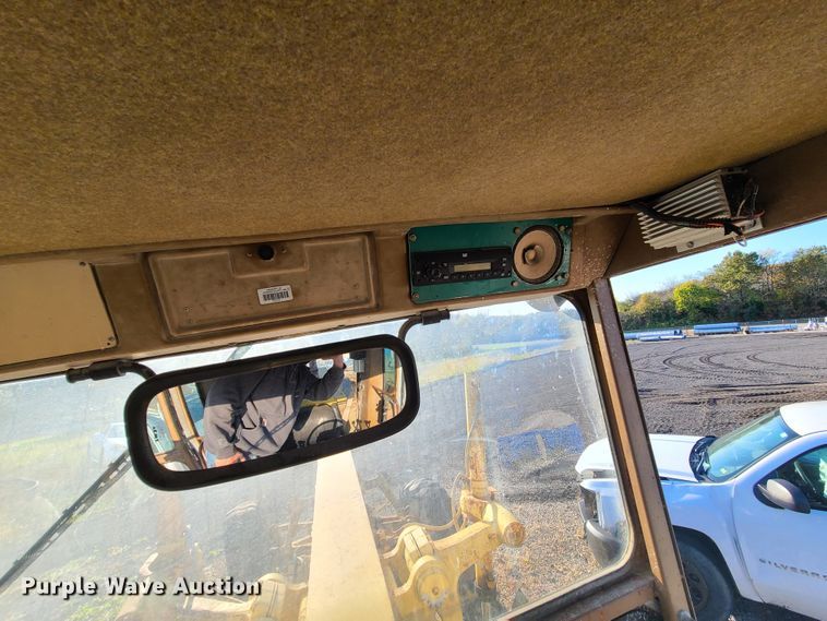 image for item DK1308 1985 Caterpillar 12G  motor grader