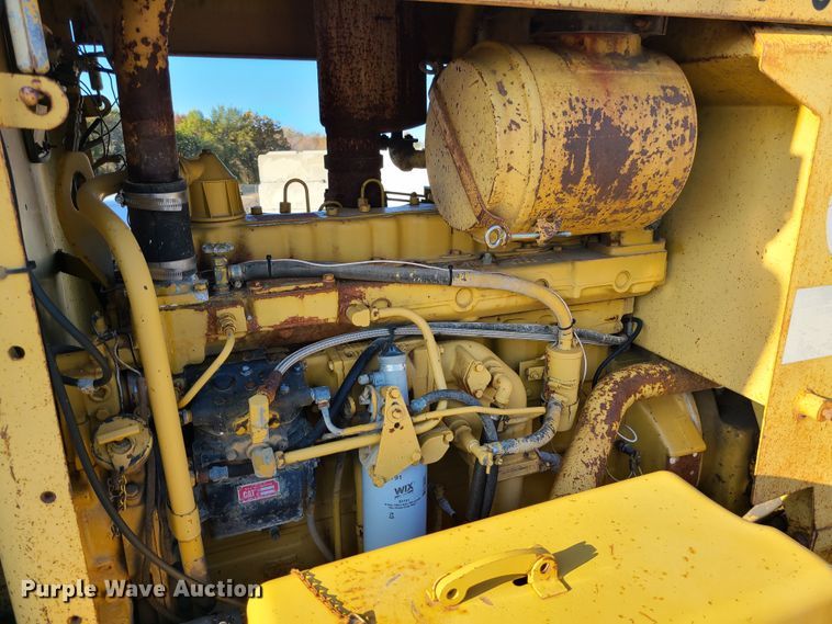 image for item DK1308 1985 Caterpillar 12G  motor grader