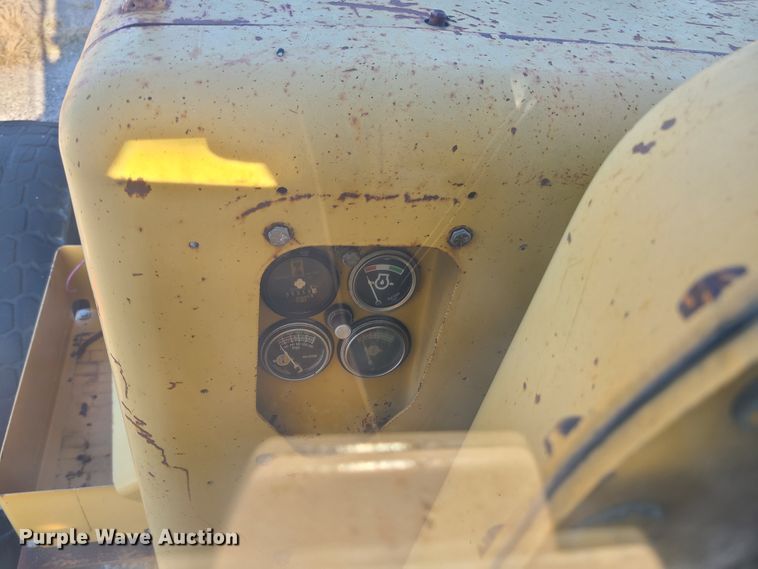 image for item DK1308 1985 Caterpillar 12G  motor grader