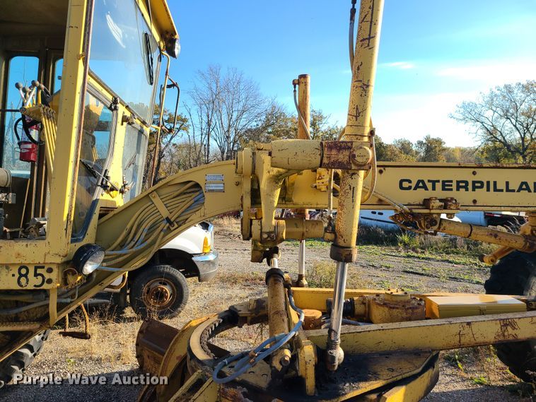 image for item DK1308 1985 Caterpillar 12G  motor grader