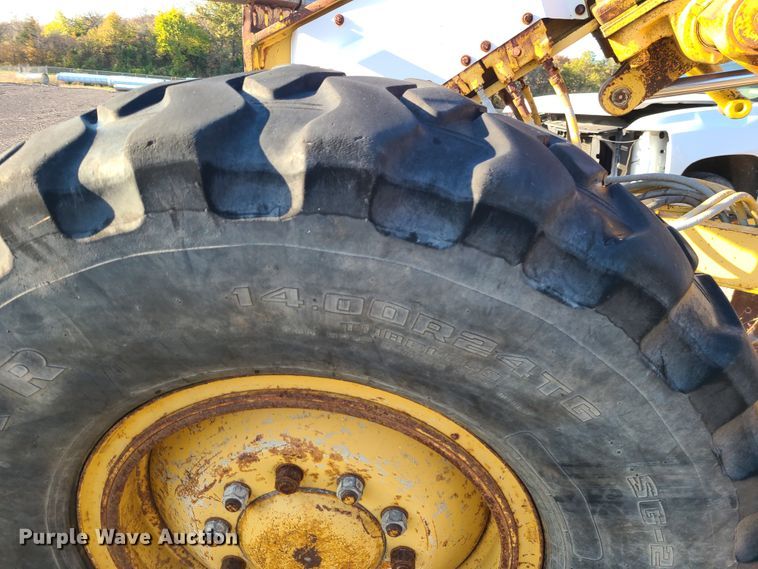 image for item DK1308 1985 Caterpillar 12G  motor grader