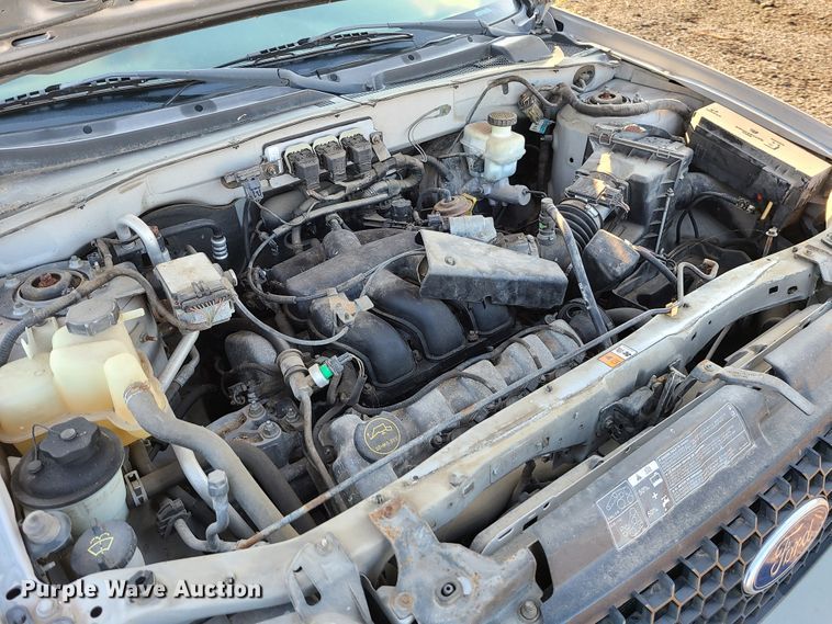 image for item DK1310 2005 Ford Escape  SUV