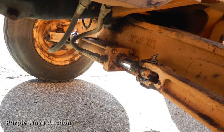 image for item DK3037 2002 Case 580 Super M  backhoe