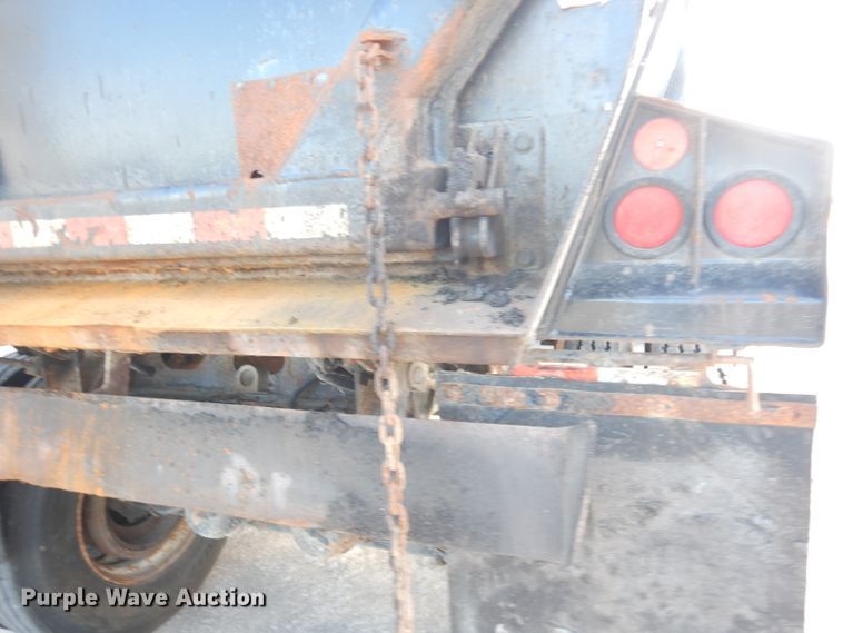 image for item DK3038 2010 Ranco ED2426QF  end dump trailer