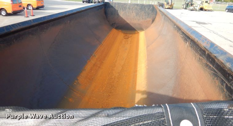 image for item DK3038 2010 Ranco ED2426QF  end dump trailer