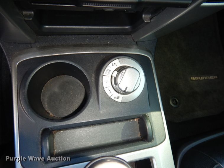 image for item DK3065 2013 Toyota 4Runner Limited  SUV