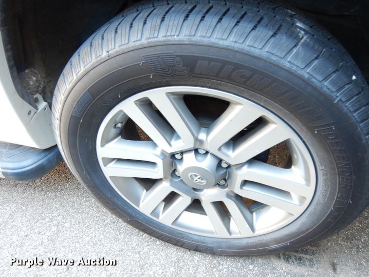 image for item DK3065 2013 Toyota 4Runner Limited  SUV