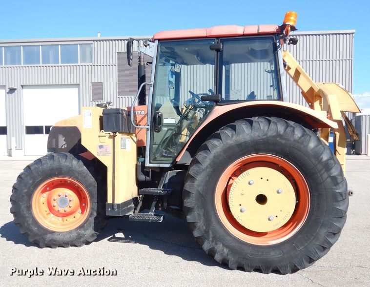 image for item DK3067 2010 Kubota M100X  MFWD tractor
