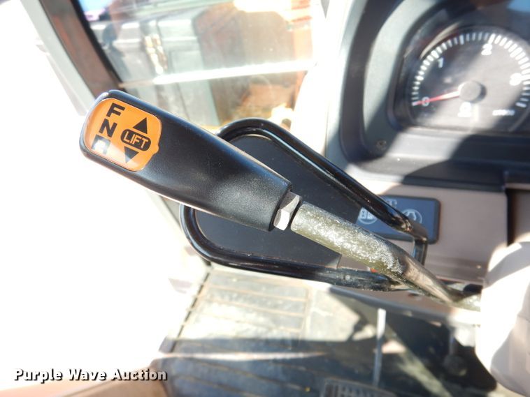 image for item DK3067 2010 Kubota M100X  MFWD tractor