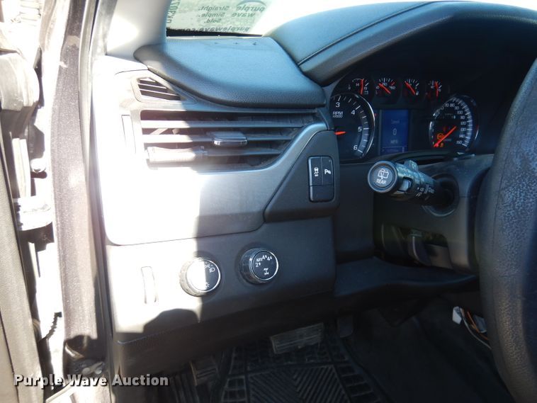 image for item DK3072 2017 Chevrolet Tahoe Police  SUV