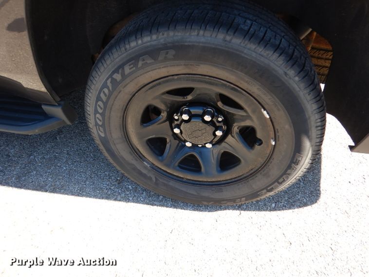 image for item DK3072 2017 Chevrolet Tahoe Police  SUV