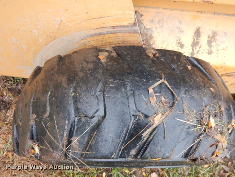 image for item DK3100 1997 Case 90XT  skid steer loader